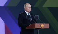 Putin says Russia stands for broad military-technical development 
