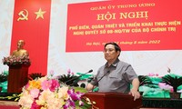 PM calls for effective implementation of Vietnam’s defense development resolution