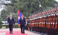 Vietnamese PM’s visit grabs headlines in Lao media