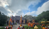 Neu pole lowering, seal opening ceremony held at Hue Imperial Relic Site