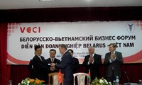 Vietnam-Biélorussie: vers 1 milliard de dollars d'échanges commerciaux