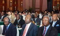 Le vice-président angolais termine sa visite au Vietnam