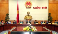 Le Premier Ministre travaille avec la CGT et l’Union des femmes vietnamiennes