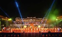 Début de nombreuses activités culturelles avant l'ouverture du festival de Hue