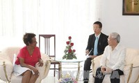 Nguyen Phu Trong reçoit Marta Roja