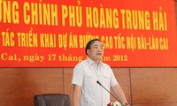 Hoang Trung Hai préside une réunion sur le projet de l’autoroute Noi Bai-Lao Cai