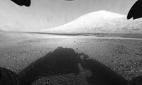Curiosity envoie sa première photo de Mars 