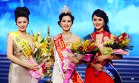 Dang Thu Thao élue Miss Vietnam 2012