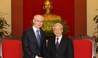 Herman Van Rompuy solennellement accueilli au Vietnam