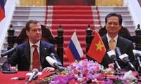 Dmitry Medvedev au Vietnam: une journée riche en activités
