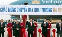 Le Premier ministre assiste à l’inauguration de l’aéroport international de Phu 