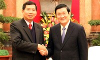 Le président Truong Tân Sang reçoit un dirigeant Laotien