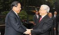 Le secrétaire général et président du Laos Chummaly Sayasone est au Vietnam