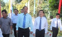 Le président Truong Tan Sang visite la province de Dong Thap
