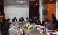 Renforcer la coopération VOV-Commission thaïlandaise des relations publiques