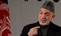 Hamid Karzaï parle de pourparlers taliban-Etats-Unis, les taliban nient