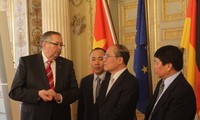 Le président de l'Assemblée nationale vietnamienne en Allemagne
