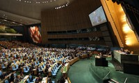 Syrie: l'assemblée générale de l'ONU condamne "l'escalade" et soutient l'opposition