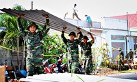 L’armée vietnamienne intensifie la coopération internationale face aux catastrophes naturelles