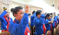 Rencontre d'amitié des jeunes Vietnam-Laos 2013