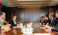 Le président Truong Tân Sang rencontre le secrétaire général de l’ONU