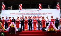 Inauguration de la foire internationale de l’investissement, du commerce et service  Da Nang 2013 