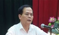 Le chef de la Commission centrale de contrôle du Parti  travaille avec  Phu Yen