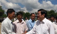 Le président Truong Tân Sang visite une commune expérimentale de la nouvelle ruralité à Lâm Dông