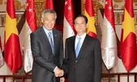 Lee Hsien Loong au Vietnam : une journée fructueuse pour la coopération bilatérale