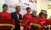Exposition de photos sur les relations Vietnam-Royaume-Uni