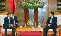 Le Vietnam soutient la coopération entre le groupe pétrolier national et Gazprom