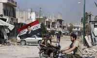 Frappes de l'aviation syrienne pour contrer une offensive rebelle