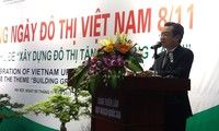 Célébration de la journée des villes vietnamiennes du 8 novembre