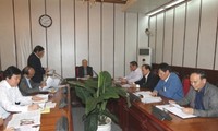 Corruption : Le SG Nguyen Phu Trong préside une réunion à Hanoi
