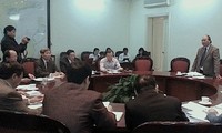 Le vice-Premier Ministre Nguyen Xuan Phuc travaille avec la fédération des avocats