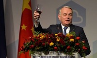 Jean-Marc Ayrault en Chine pour promouvoir le savoir-faire français
