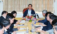 Le Premier ministre travaille avec Hai Phong sur la restructuration économique