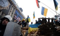 Ukraine: l'opposition renvoie la police dans ses retranchements