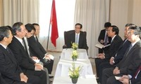 Le PM Nguyên Tân Dung poursuit sa visite au Japon