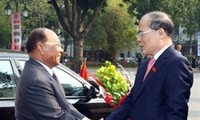 Le président du parlement cambodgien visite le Vietnam