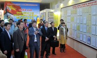 Exposition « Hoang Sa et Truong Sa appartiennent au Vietnam »
