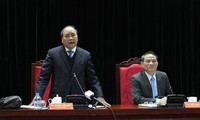 Le vice-Premier Ministre Nguyen Xuan Phuc travaille dans la province de Son La