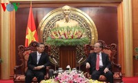 Les ambassadeurs du Japon et de l'Azerbaijan reçus par le président de l’AN vietnamienne