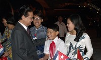Nguyen Tan Dung entame sa visite officielle à Cuba