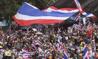 Thaïlande: l'opposition manifeste