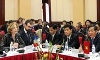 Le Vietnam et la France intensifient leur coopération dans l’économie, le commerce et l’investisseme