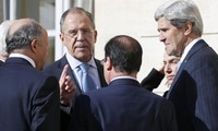 Réunion des chefs de la diplomatie américaine, européenne et russe sur l'Ukraine