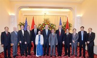 Le président pro-tempore du sénat américain achève sa visite au Vietnam