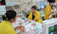 Le Premier ministre Nguyen Tan Dung dirige la lutte contre l’épidémie de rougeole