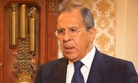 Sergueï Lavrov accuse les Etats-Unis de diriger la crise en Ukraine.